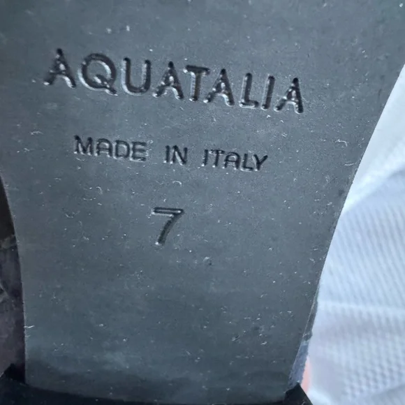 Aquatalia Royal Princess Kate Middleton Blue and Black Suede Leather Boots - Picture 10 of 10